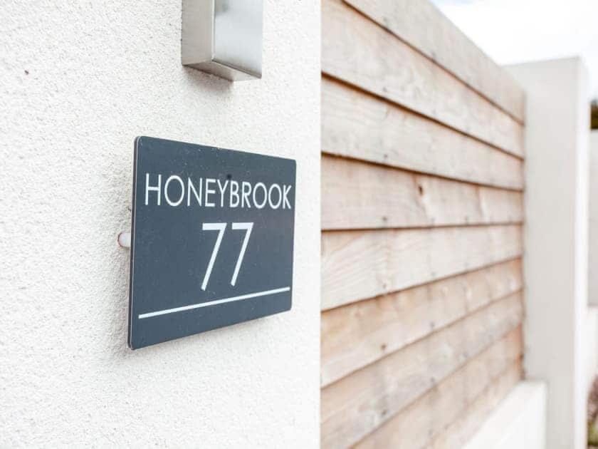 Honeybrook - Cosey Detached Home, Modern, Spacious 托基 外观 照片